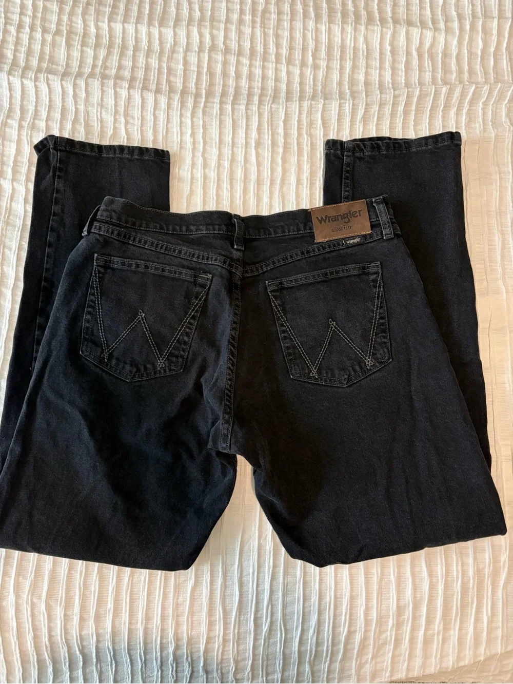 Men’s Wrangler Black Jeans